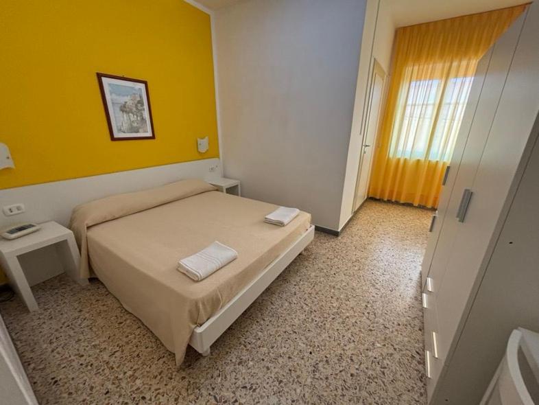 Hotel Delfino Marina di Camerota Exterior foto